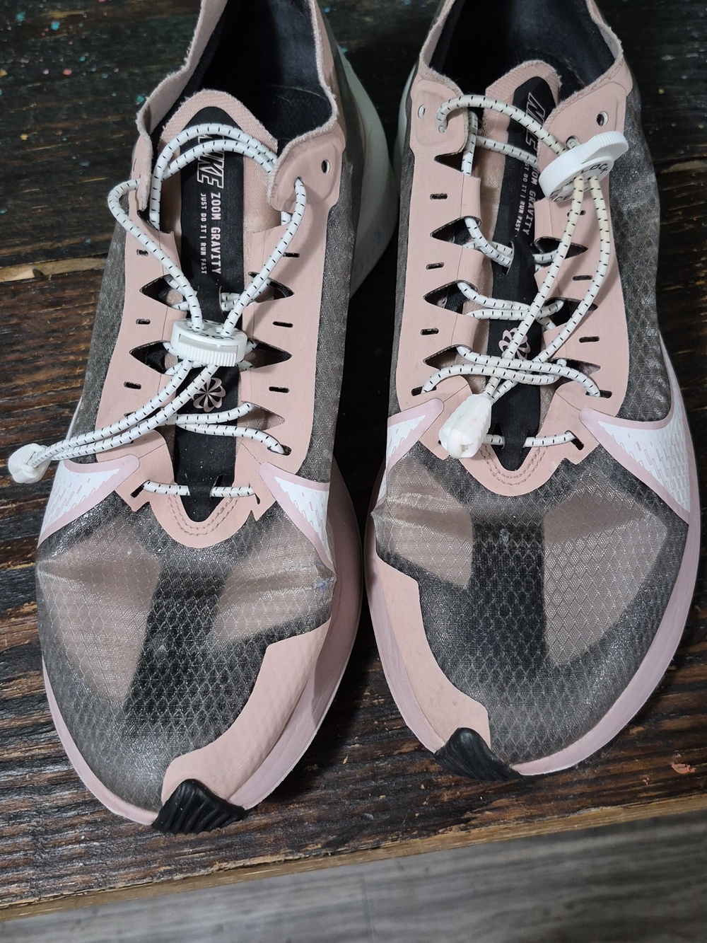 Nike Women’s Pink and Gray Zoom Running Sneakers - Picture 2 of 7